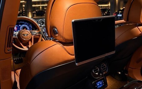 Bentley Bentayga I, 2016 год, 11 500 000 рублей, 14 фотография