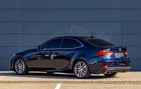 Lexus IS III, 2018 год, 2 595 000 рублей, 4 фотография