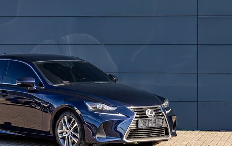 Lexus IS III, 2018 год, 2 595 000 рублей, 9 фотография