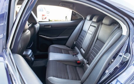 Lexus IS III, 2018 год, 2 595 000 рублей, 19 фотография