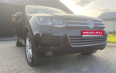 Volkswagen Touareg III, 2013 год, 1 500 000 рублей, 2 фотография