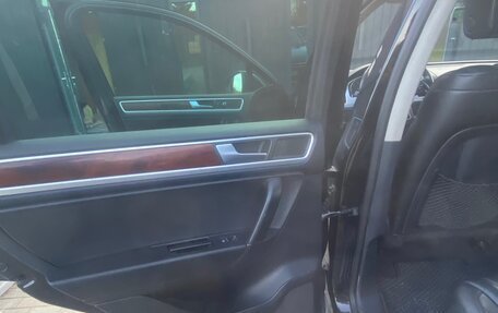 Volkswagen Touareg III, 2013 год, 1 500 000 рублей, 28 фотография