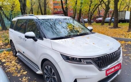 KIA Carnival, 2022 год, 3 800 000 рублей, 2 фотография