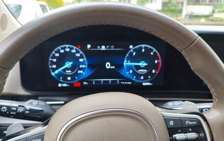 KIA Carnival, 2022 год, 3 800 000 рублей, 7 фотография