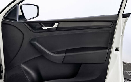 Skoda Rapid I, 2019 год, 900 000 рублей, 24 фотография