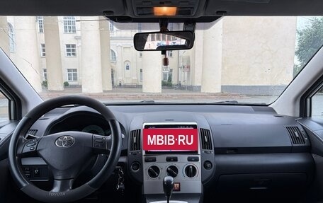 Toyota Corolla Verso I, 2007 год, 750 000 рублей, 10 фотография