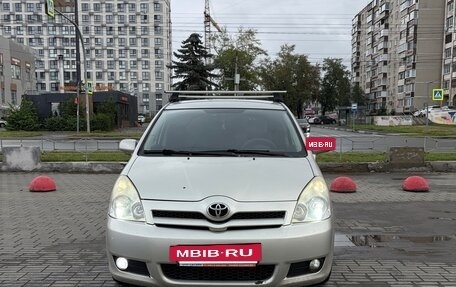 Toyota Corolla Verso I, 2007 год, 750 000 рублей, 20 фотография