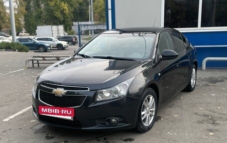 Chevrolet Cruze II, 2010 год, 600 000 рублей, 2 фотография