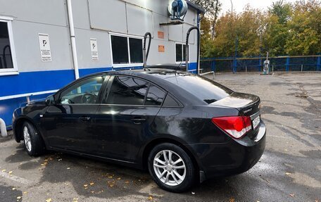 Chevrolet Cruze II, 2010 год, 600 000 рублей, 9 фотография