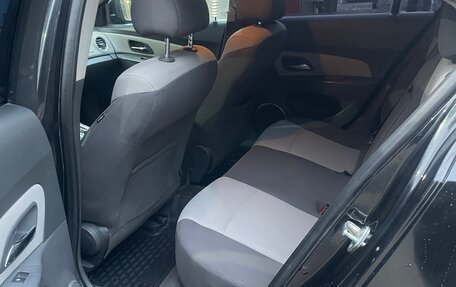 Chevrolet Cruze II, 2010 год, 600 000 рублей, 12 фотография