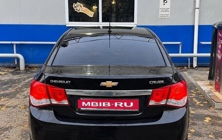 Chevrolet Cruze II, 2010 год, 600 000 рублей, 10 фотография