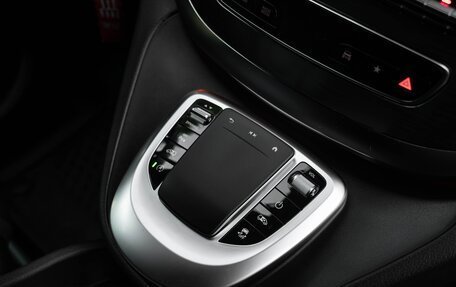 Mercedes-Benz V-Класс, 2021 год, 9 200 000 рублей, 10 фотография