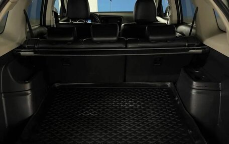 Mitsubishi Outlander III рестайлинг 3, 2014 год, 1 430 000 рублей, 19 фотография