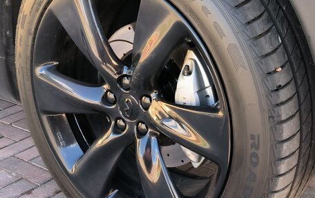 Infiniti QX70, 2014 год, 2 450 000 рублей, 34 фотография
