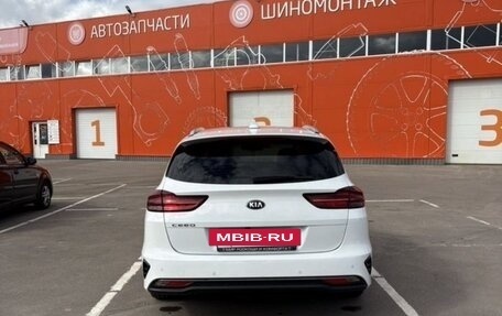 KIA cee'd III, 2021 год, 1 200 000 рублей, 5 фотография
