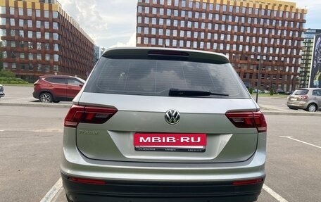 Volkswagen Tiguan II, 2020 год, 2 490 000 рублей, 6 фотография