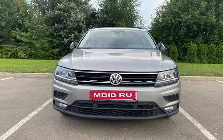 Volkswagen Tiguan II, 2020 год, 2 490 000 рублей, 3 фотография