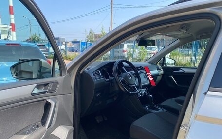 Volkswagen Tiguan II, 2020 год, 2 490 000 рублей, 7 фотография