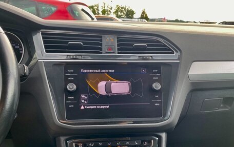 Volkswagen Tiguan II, 2020 год, 2 490 000 рублей, 16 фотография