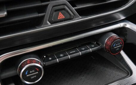 Geely Tugella FY11, 2024 год, 3 299 000 рублей, 17 фотография