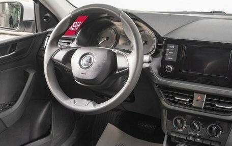 Skoda Rapid II, 2020 год, 1 369 000 рублей, 10 фотография