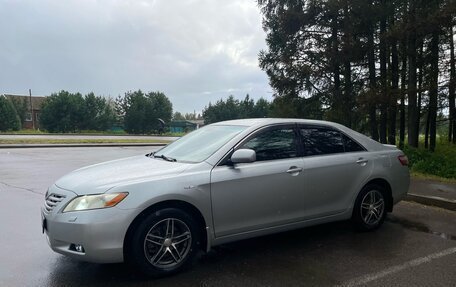 Toyota Camry, 2008 год, 1 300 000 рублей, 2 фотография