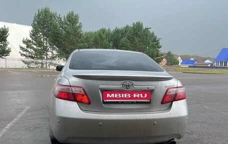 Toyota Camry, 2008 год, 1 300 000 рублей, 8 фотография