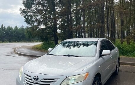 Toyota Camry, 2008 год, 1 300 000 рублей, 5 фотография