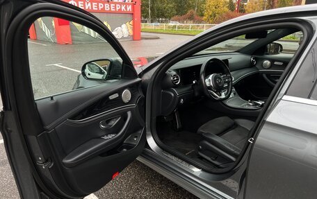 Mercedes-Benz E-Класс, 2019 год, 3 385 000 рублей, 8 фотография