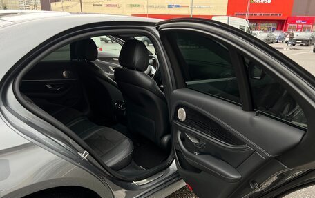 Mercedes-Benz E-Класс, 2019 год, 3 385 000 рублей, 17 фотография