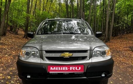 Chevrolet Niva I рестайлинг, 2014 год, 580 000 рублей, 2 фотография