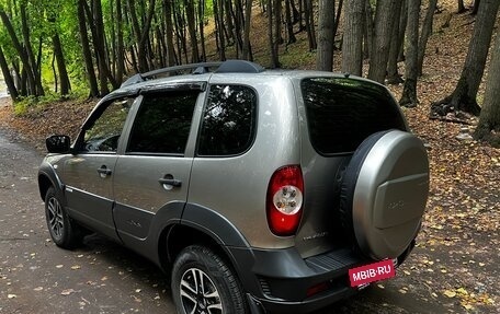 Chevrolet Niva I рестайлинг, 2014 год, 580 000 рублей, 5 фотография