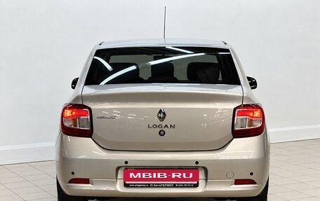 Renault Logan II, 2014 год, 700 000 рублей, 3 фотография