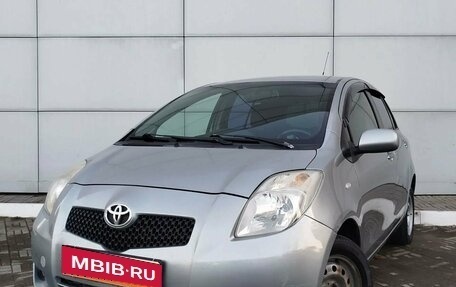 Toyota Yaris III рестайлинг, 2007 год, 400 000 рублей, 1 фотография
