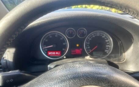 Volkswagen Passat B5+ рестайлинг, 2001 год, 380 000 рублей, 15 фотография