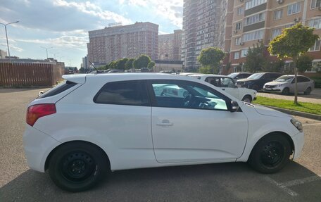 KIA cee'd I рестайлинг, 2011 год, 700 000 рублей, 5 фотография
