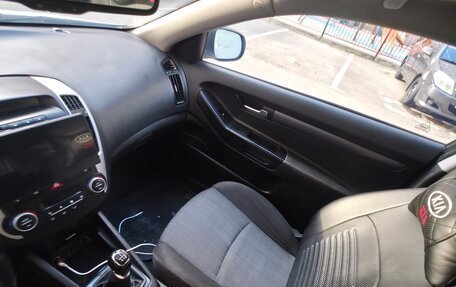 KIA cee'd I рестайлинг, 2011 год, 700 000 рублей, 14 фотография