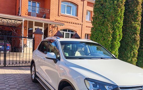 Volkswagen Touareg III, 2015 год, 2 550 000 рублей, 2 фотография