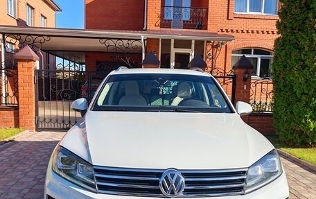 Volkswagen Touareg III, 2015 год, 2 550 000 рублей, 3 фотография
