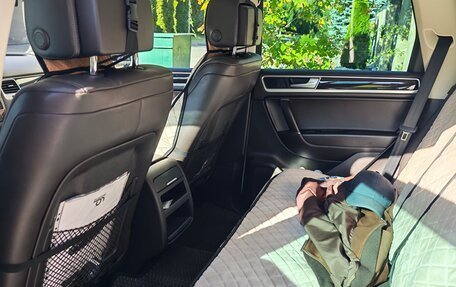 Volkswagen Touareg III, 2015 год, 2 550 000 рублей, 16 фотография