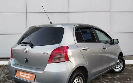Toyota Yaris III рестайлинг, 2007 год, 400 000 рублей, 5 фотография