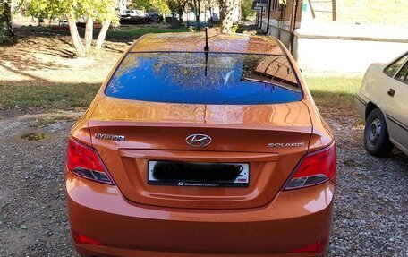Hyundai Solaris II рестайлинг, 2014 год, 1 000 000 рублей, 4 фотография