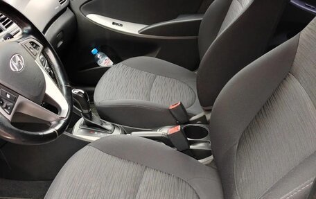 Hyundai Solaris II рестайлинг, 2014 год, 1 000 000 рублей, 7 фотография