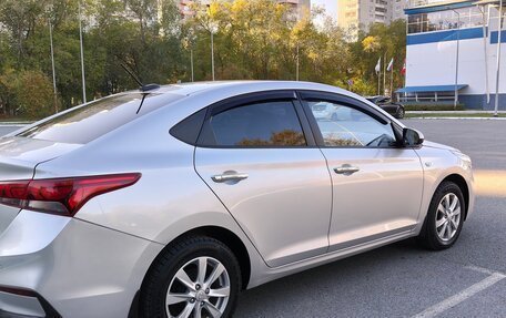 Hyundai Solaris II рестайлинг, 2018 год, 1 500 000 рублей, 4 фотография