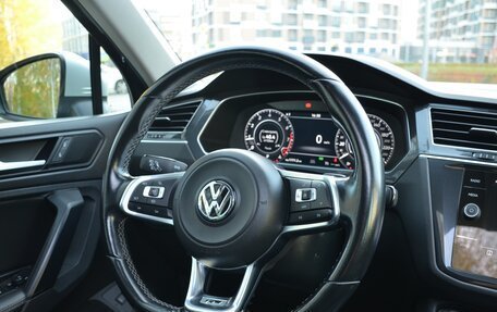 Volkswagen Tiguan II, 2018 год, 3 600 000 рублей, 23 фотография