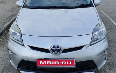 Toyota Prius, 2013 год, 50 000 рублей, 1 фотография