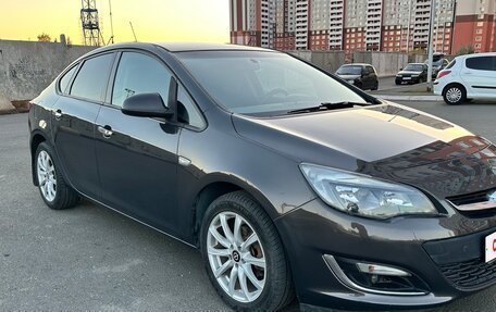 Opel Astra J, 2013 год, 820 000 рублей, 1 фотография