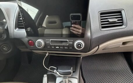 Honda Civic VIII, 2009 год, 615 000 рублей, 2 фотография