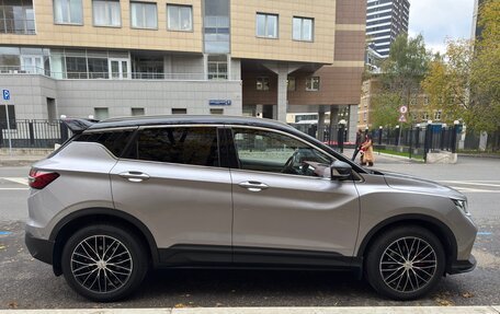 Geely Coolray I, 2022 год, 1 950 000 рублей, 3 фотография