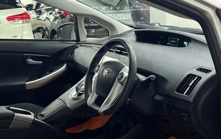 Toyota Prius, 2013 год, 50 000 рублей, 20 фотография